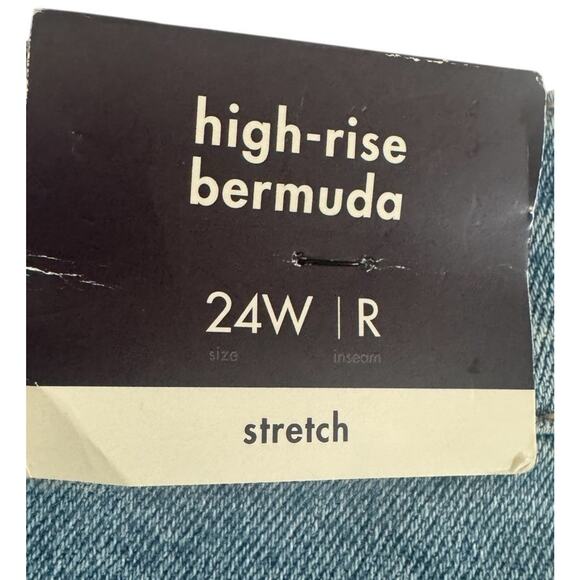 NWT Ava & Viv Women's 24W Denim Jean Shorts Bermuda 8” Stretch High Rise #5453 - Picture 14 of 15